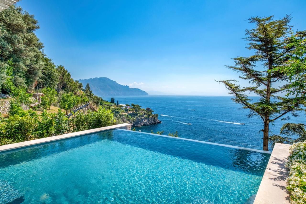 Hotel Borgo Santandrea 5*