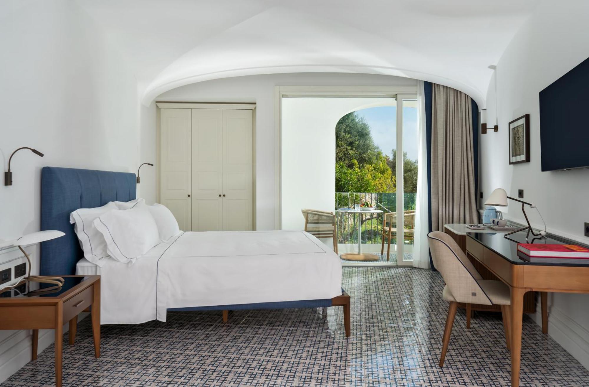 Borgo Santandrea Hotel